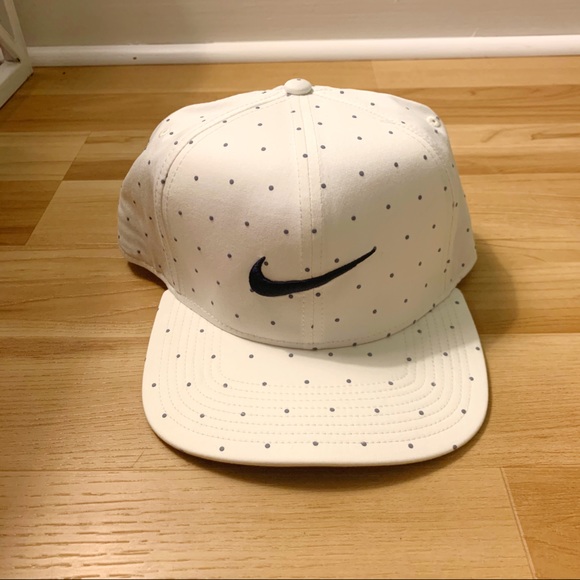 Golf Hat Polka Dots 